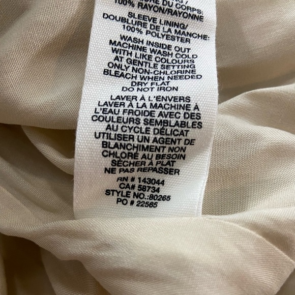 NWT Avec Les Filles Faux Leather Structured Boyfriend Blazer Cream Beige - Picture 12 of 12